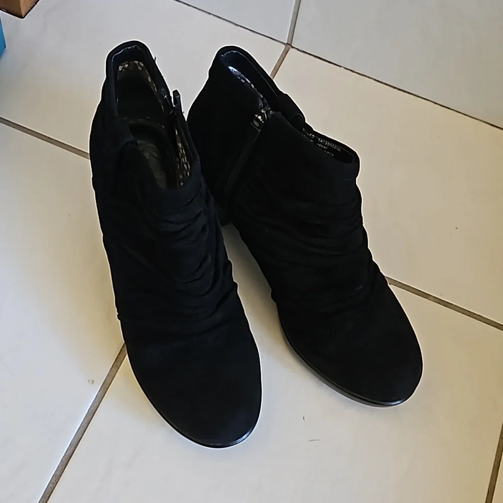 Dansko Black Heeled Boots - Picture 6 of 6